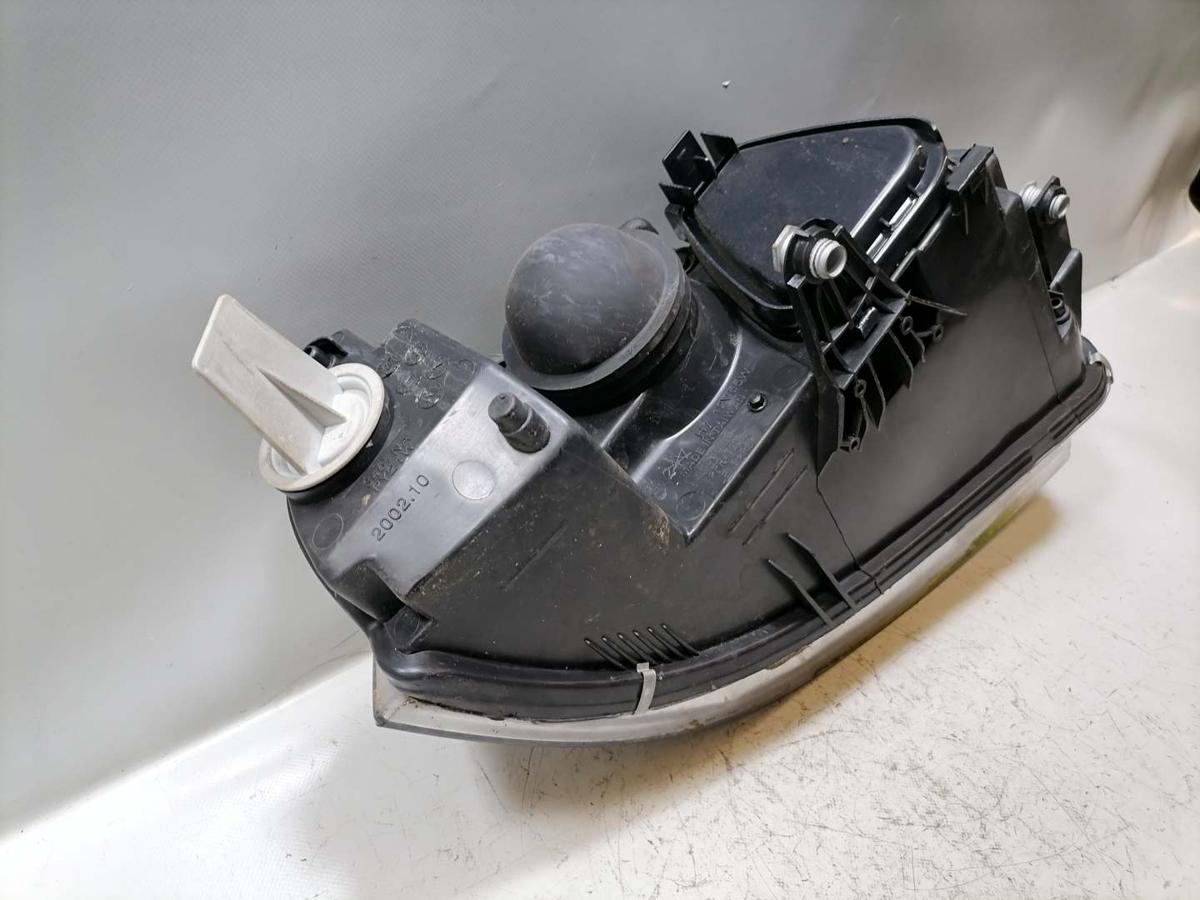 VW Passat 3BG Scheinwerfer vorn links Halogen Zubehör Bj.2003